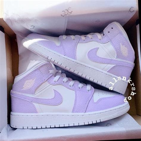 nike jordan 1 lila damen|jordan 1 shoes for women.